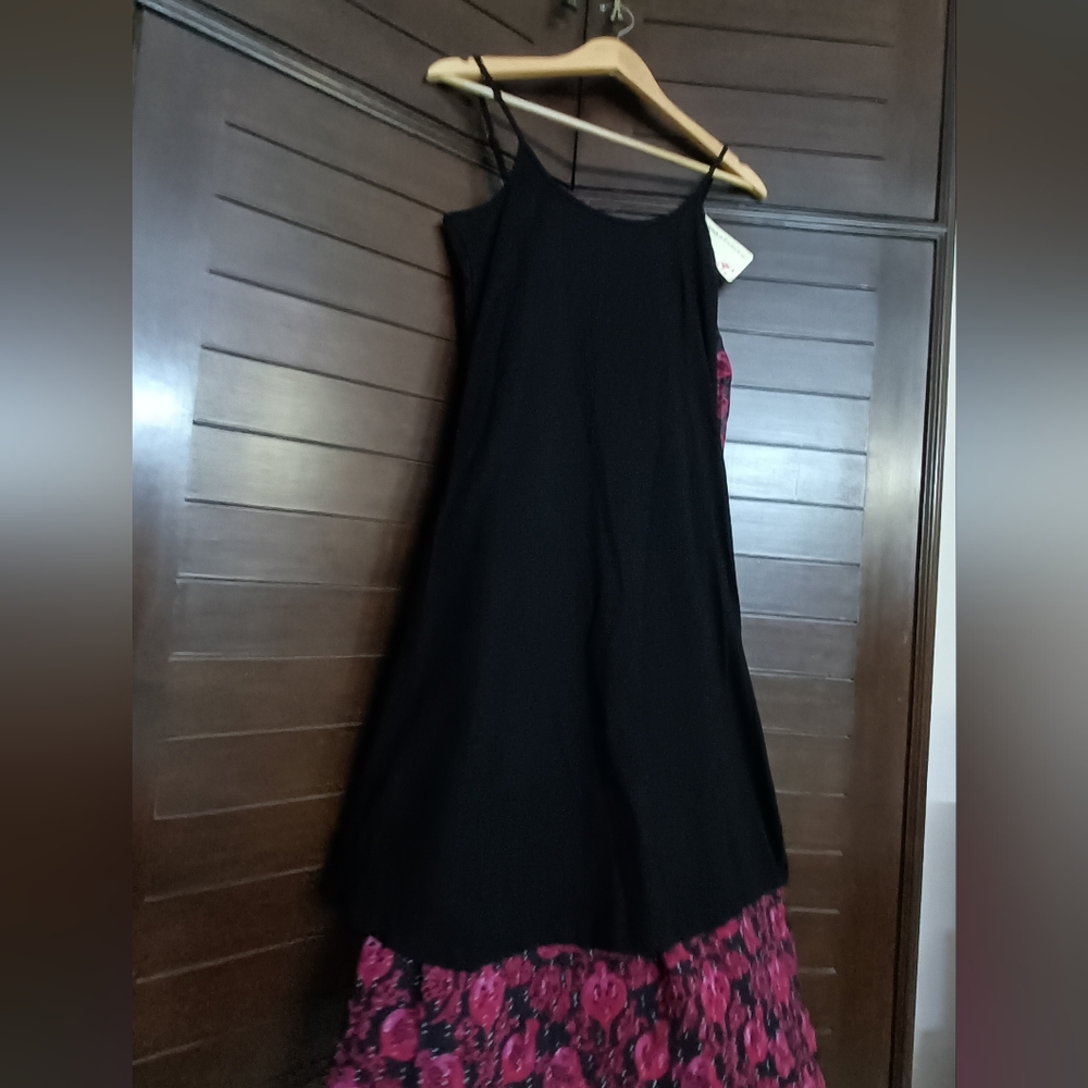 Melange Black & Red Floral Print A-Line Black Detachable Spaghetti Ethnic Dress - Picture 2 of 11